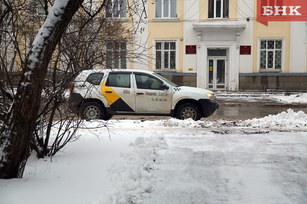 Сыктывкарские таксисты скоординируют действия перед акцией протеста 