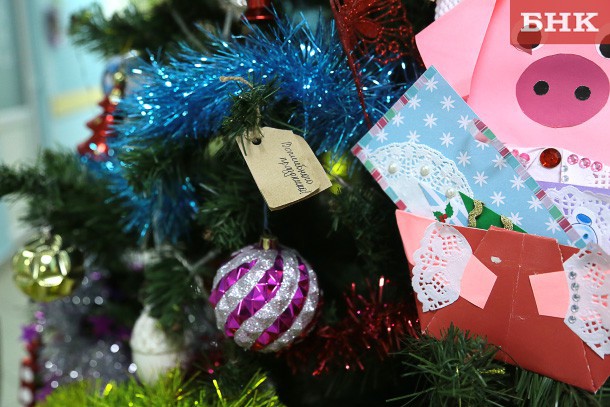  Сыктывкарский «Строитель» открыл новогоднюю почту