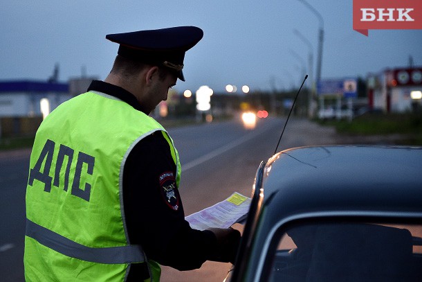  За год в Сыктывкаре остановили почти пять тысяч непристегнутых водителей