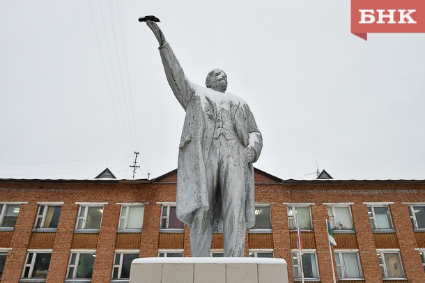 С площади в Объячево хотят убрать памятник Ленину