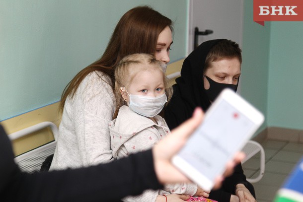 Лекарство для борющейся с лейкозом Таисии Приходкиной прибыло в больницу Коми