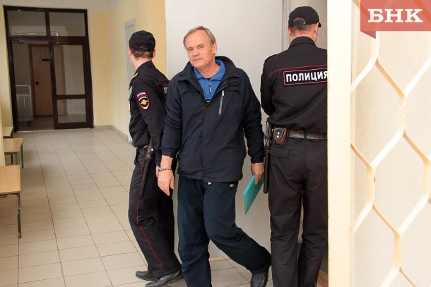 Прокурор предложил снизить наказание Николаю Курсакову