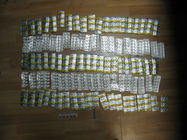 Сыктывкарец попался на покупке тысячи кодеиновых таблеток
