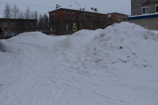 Андрей Соснора потребовал от подрядчика качественного содержания дорог в Печоре