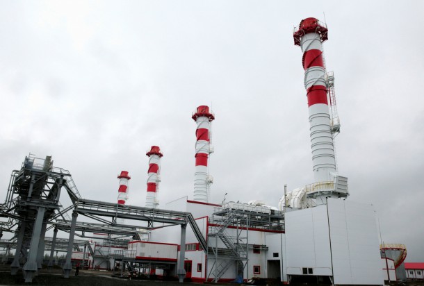 Усинским студентам показали мощный энергоцентр ЛУКОЙЛ-Коми, который будет работать на попутном нефтяном газе