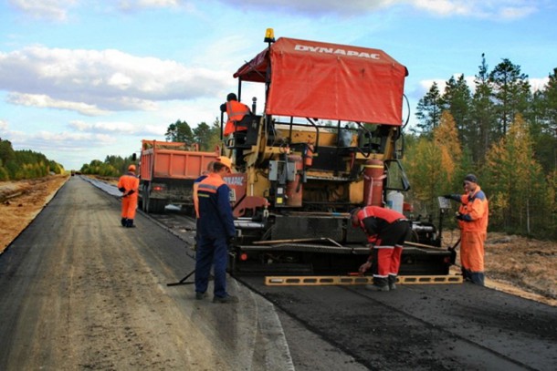 Минфин России сокращает расходы на строительство и ремонт дорог вдвое