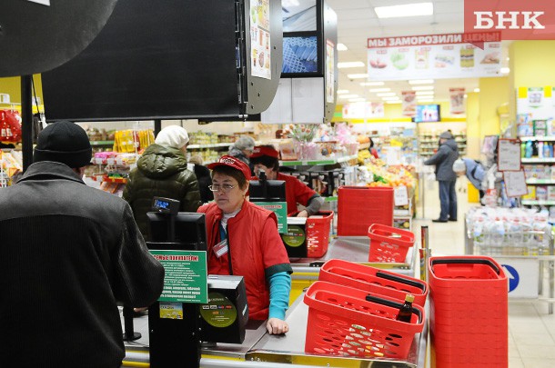 Опрос: свыше 80% россиян выступили против ограничений работы супермаркетов
