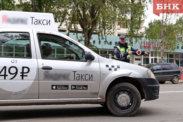 Народный корреспондент: «В Сыктывкаре водители массово отказываются от работы с Яндекс.Такси»