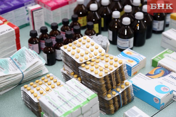 Половина россиян покупают лекарства только при крайней необходимости