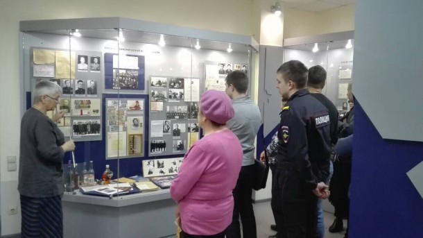 В преддверии 65-летия вневедомственной охраны ветераны и сотрудники посетили музей МВД