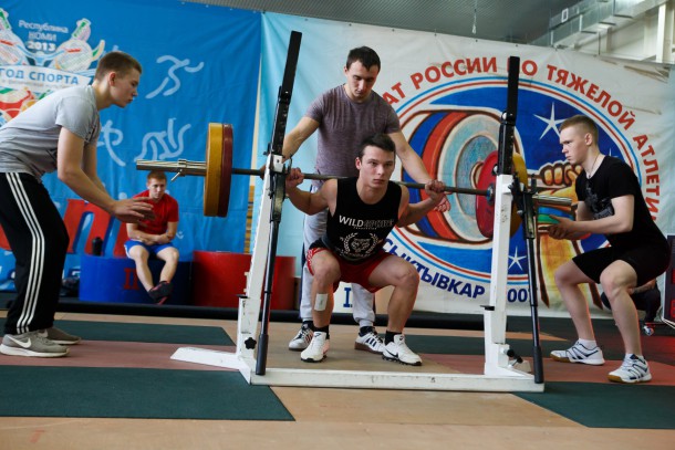 В Сыктывкаре стартовало первенство республики по пауэрлифтингу среди адаптивных спортсменов