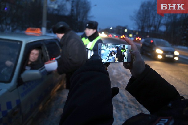 ГИБДД массово проверит водителей в Сыктывкаре и Сосногорске