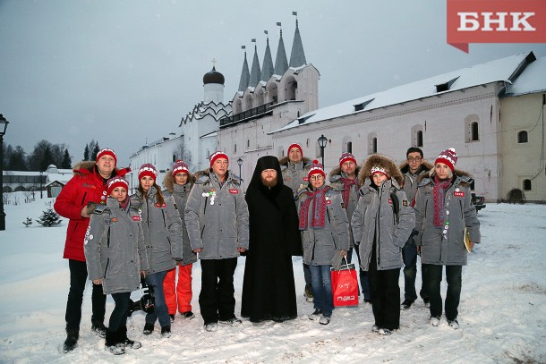 Экспедиция «От Балтики до Арктики» посетила Тихвинский монастырь
