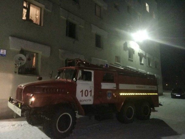 На пожаре в Воркуте погибли два человека
