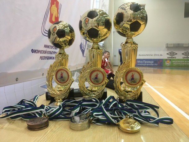 Инклюзивный турнир по мини-футболу собрал в Сыктывкаре шесть команд