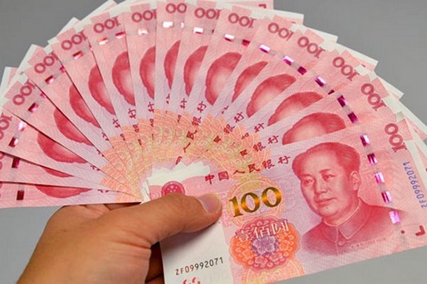 В сыктывкарском Россельхозбанке теперь можно купить и продать юани