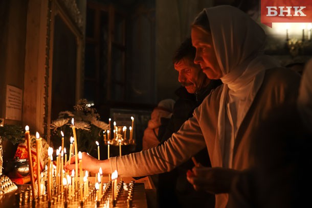 Православные сыктывкарцы встречают Рождество