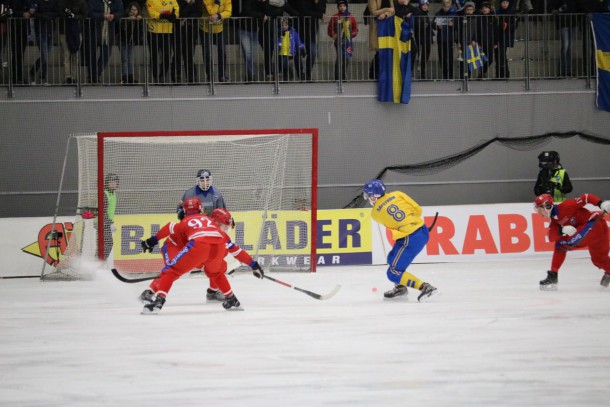 Сборная России по хоккею с мячом стала чемпионом мира 