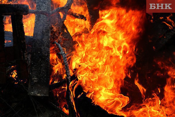 В Печорском районе на пожаре обнаружили труп 59-летнего мужчины 