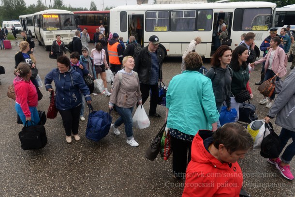 Между закрытыми станциями в Сосногорском районе перевезли 2500 человек