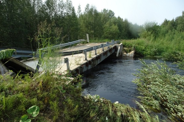 В Сосногорском районе восстанавливают мост через Большой Войвож